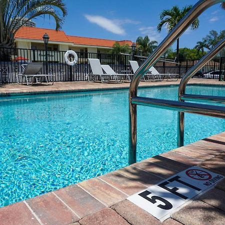 The Beach House At Seascape Steps From The Beach, Marina And Shops! West Palm Beach Exteriör bild