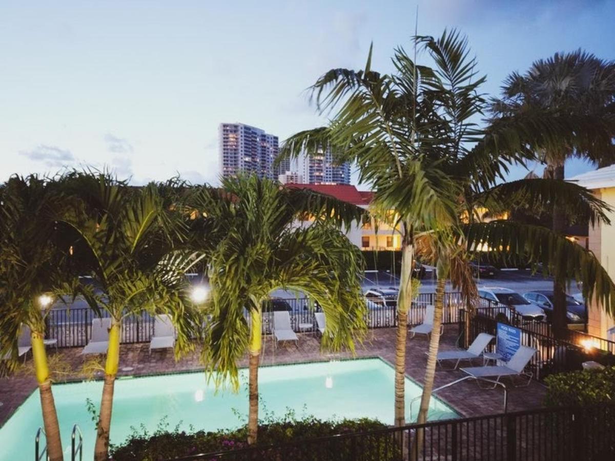 The Beach House At Seascape Steps From The Beach, Marina And Shops! West Palm Beach Exteriör bild